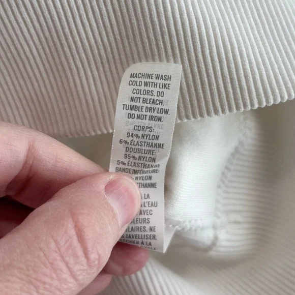 Aerie White Short Sleeve Crop Top w/ Gold Circle - Picture 5 of 6